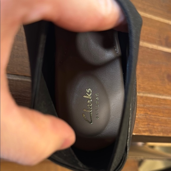 Clark’s Artisan Booties Women’s 6.5 Black - Picture 8 of 9